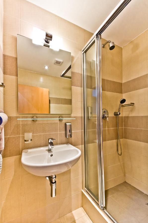 Hotel Resort Luna Ledec nad Sazavou Ngoại thất bức ảnh